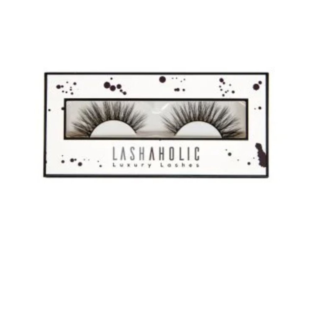 Lashaholic Luxury Lashes in Kiss Me